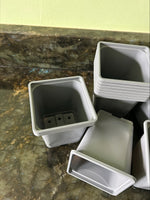 9 cm Square plastic pots Gray - 10 to 100 pots